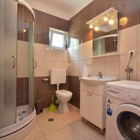 White Stone Place *